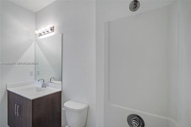 1121 NW 41st Ln, Lauderhill, FL 33313