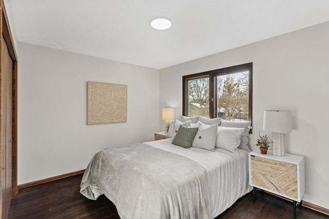 1547 20th Avenue NW, New Brighton, MN 55112