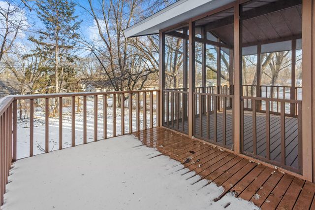 1547 20th Avenue NW, New Brighton, MN 55112