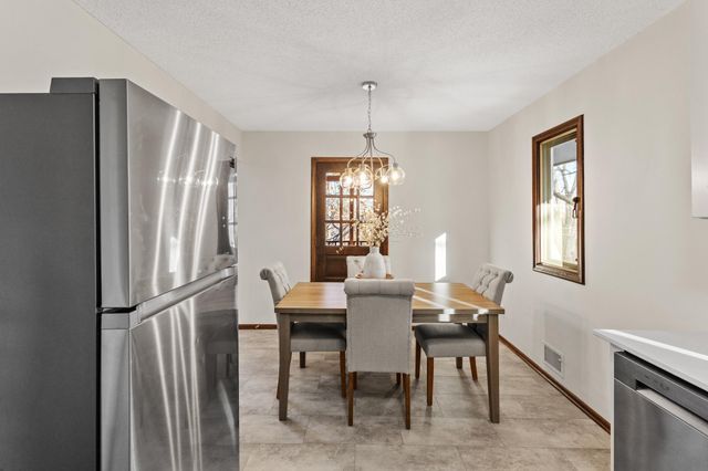 1547 20th Avenue NW, New Brighton, MN 55112