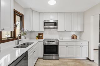 1547 20th Avenue NW, New Brighton, MN 55112