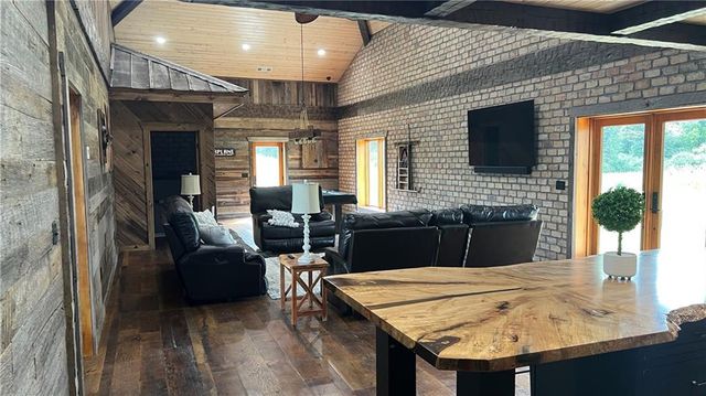 807 Sewell Road, Lavonia, GA 30553