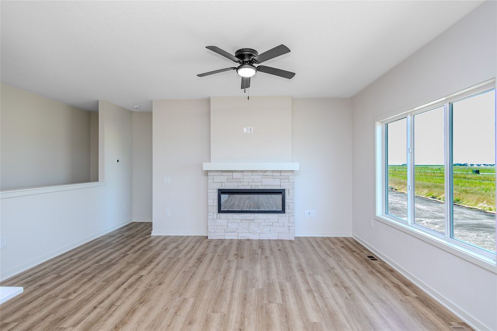 1105 SW 18th Court, Grimes, IA 50111