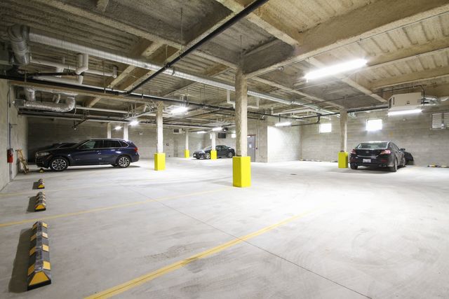 2111 S Halsted Street 201, Chicago, IL 60608