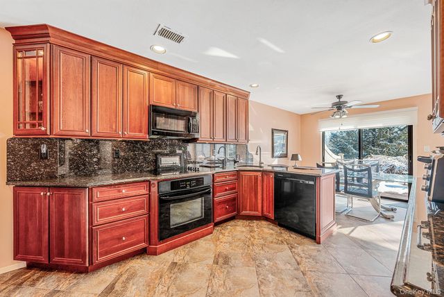 105 Northgate Circle, Melville, NY 11747