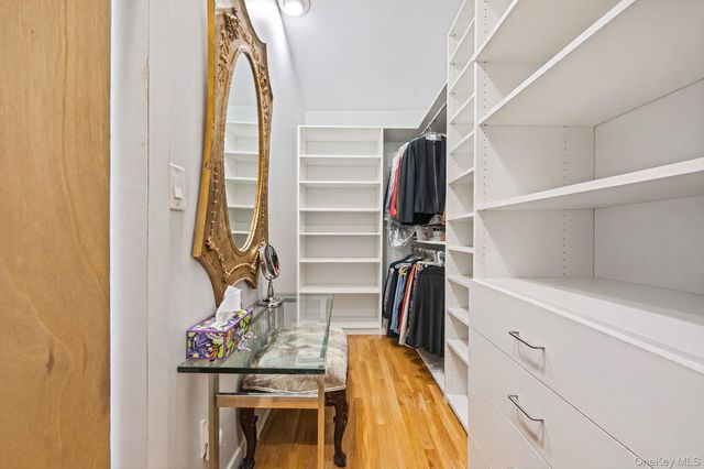 105 Northgate Circle, Melville, NY 11747