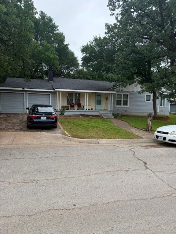 2841 Haynie Street, Fort Worth, TX 76112
