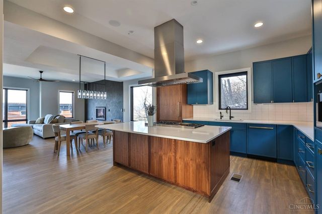 128 Goethe Street, Cincinnati, OH 45202