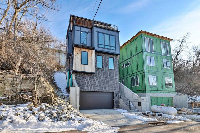 128 Goethe Street, Cincinnati, OH 45202