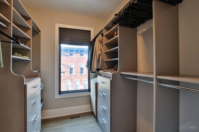 128 Goethe Street, Cincinnati, OH 45202