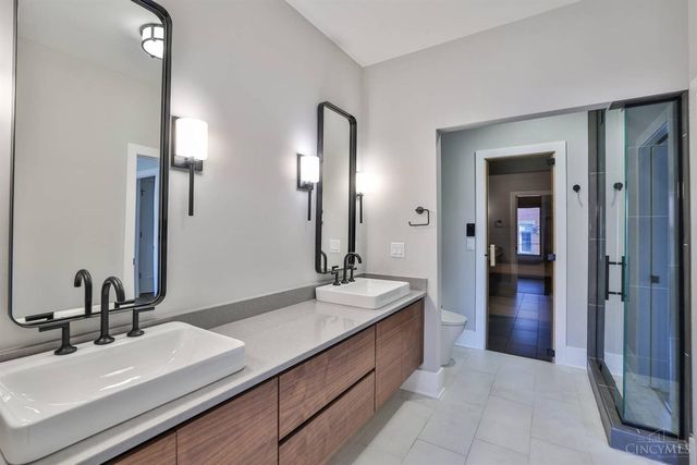 128 Goethe Street, Cincinnati, OH 45202