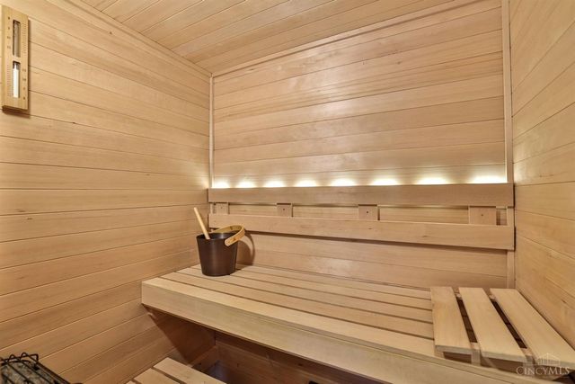 128 Goethe Street, Cincinnati, OH 45202