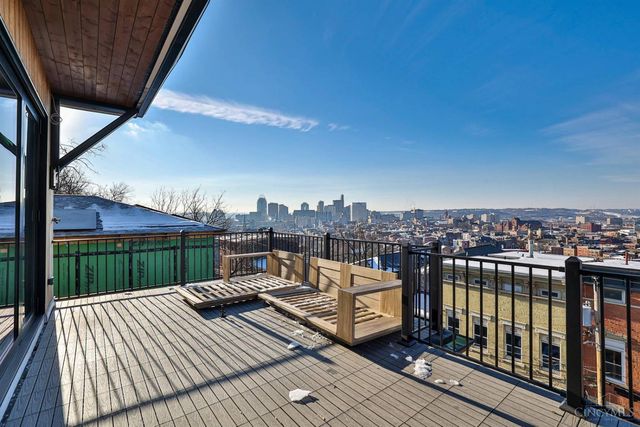 128 Goethe Street, Cincinnati, OH 45202