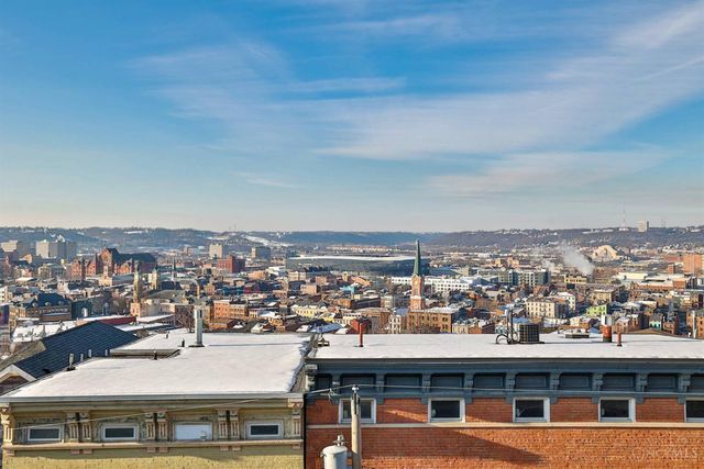 128 Goethe Street, Cincinnati, OH 45202