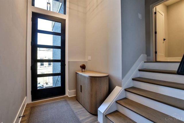 128 Goethe Street, Cincinnati, OH 45202