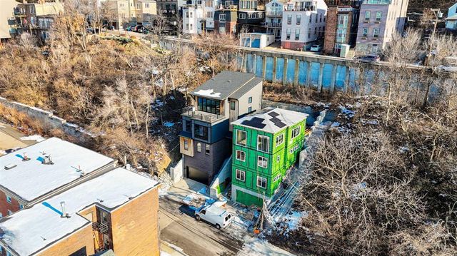 128 Goethe Street, Cincinnati, OH 45202