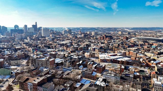 128 Goethe Street, Cincinnati, OH 45202