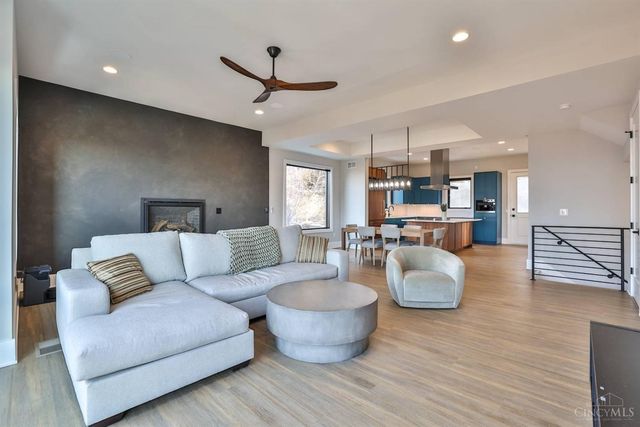 128 Goethe Street, Cincinnati, OH 45202