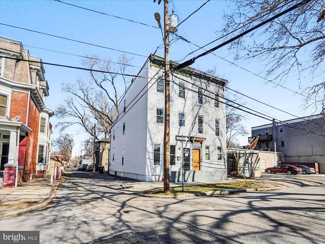542 SENECA ST, Harrisburg, PA 17110