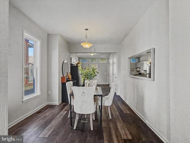 542 SENECA ST, Harrisburg, PA 17110