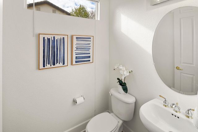 1859 Maple Grove Ln, Lincoln, CA 95648