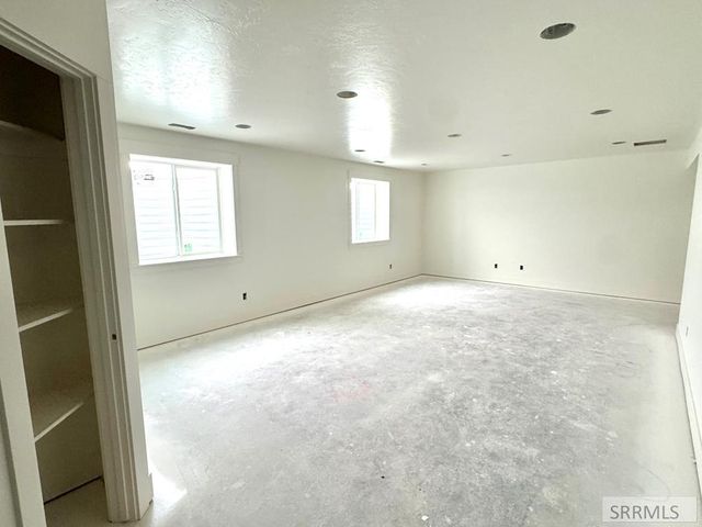 1726 Twilight Rd, Rexburg, ID 83440