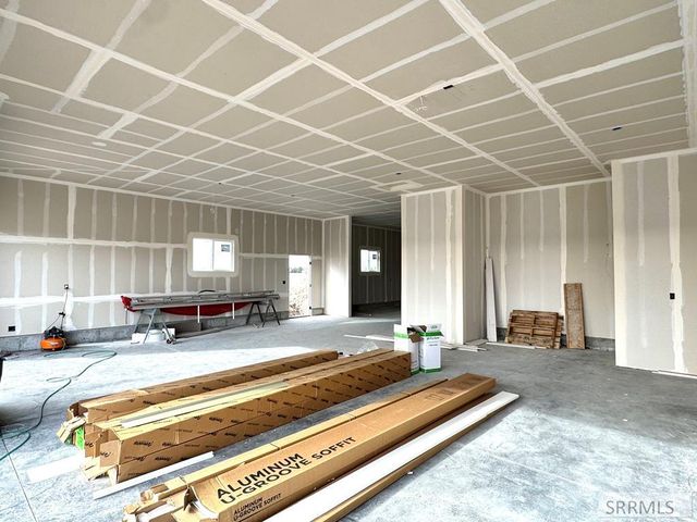 1726 Twilight Rd, Rexburg, ID 83440