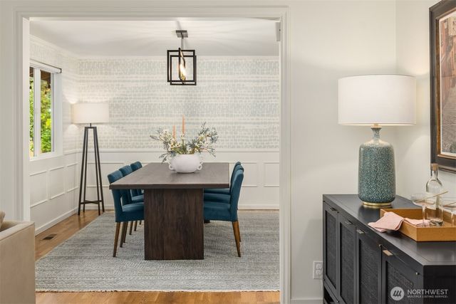 8320 SE 62nd Street, Mercer Island, WA 98040