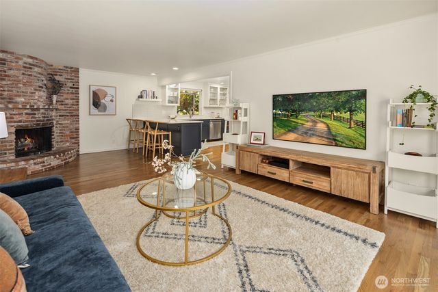 8320 SE 62nd Street, Mercer Island, WA 98040