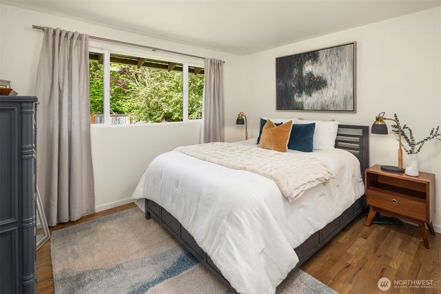8320 SE 62nd Street, Mercer Island, WA 98040