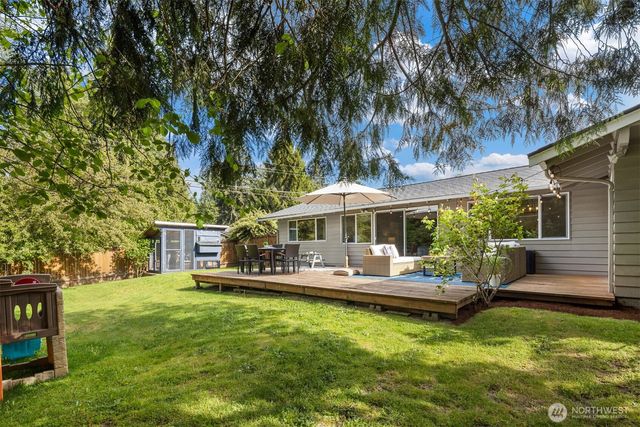 8320 SE 62nd Street, Mercer Island, WA 98040