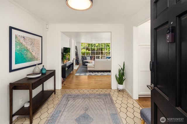 8320 SE 62nd Street, Mercer Island, WA 98040