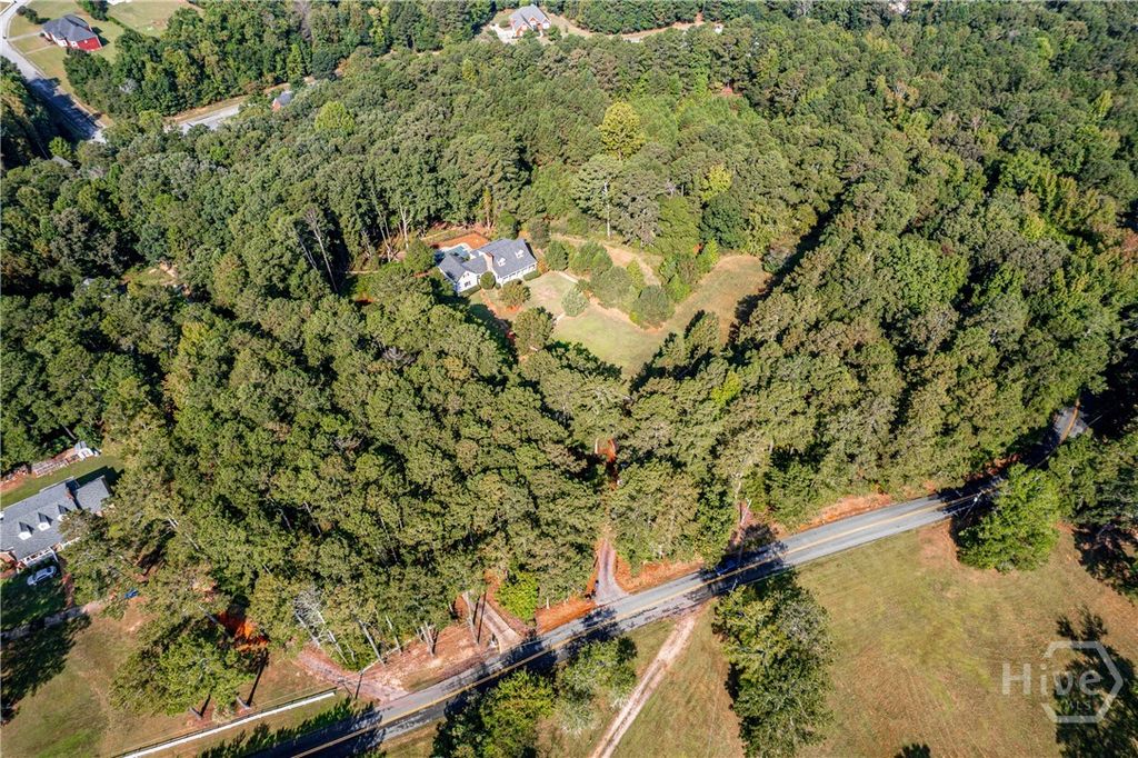 Image 73 of property listing at 5145 Kent Rock Road, Loganville, GA 30052