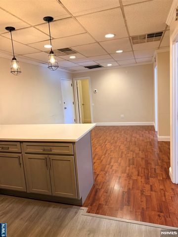 336 Boulevard 2F, Hasbrouck Heights, NJ 07604