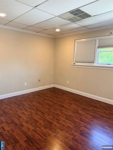 336 Boulevard 2F, Hasbrouck Heights, NJ 07604