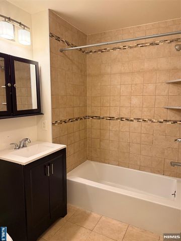 336 Boulevard 2F, Hasbrouck Heights, NJ 07604