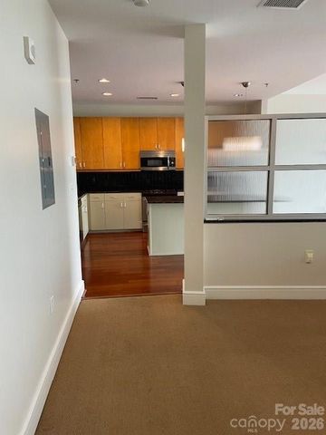 333 W Trade Street 1602, Charlotte, NC 28202