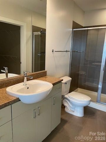 333 W Trade Street 1602, Charlotte, NC 28202