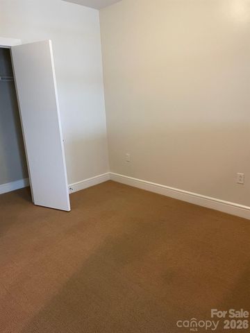 333 W Trade Street 1602, Charlotte, NC 28202
