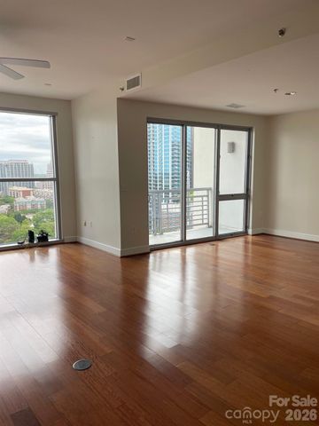 333 W Trade Street 1602, Charlotte, NC 28202