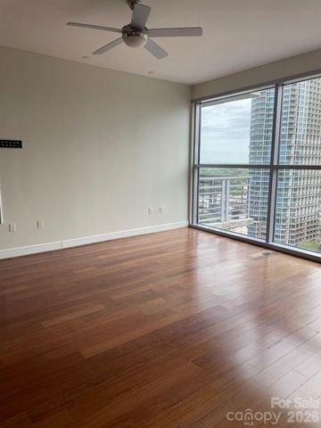333 W Trade Street 1602, Charlotte, NC 28202
