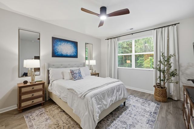 6887 Japonica Ln, White House, TN 37188