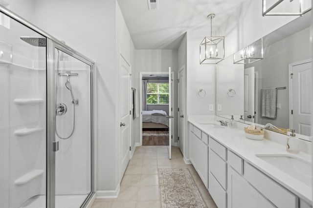 6887 Japonica Ln, White House, TN 37188