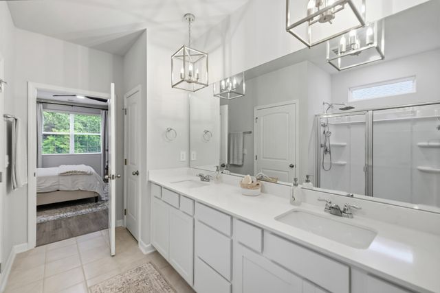 6887 Japonica Ln, White House, TN 37188