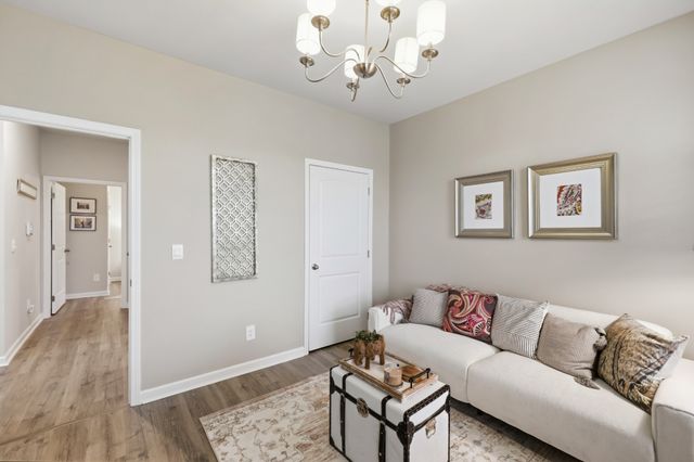 6887 Japonica Ln, White House, TN 37188