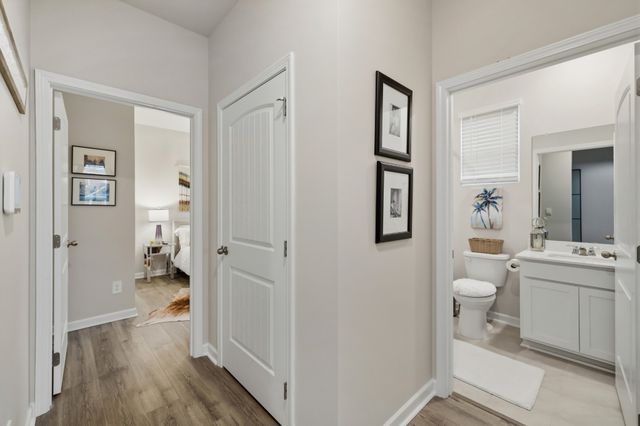6887 Japonica Ln, White House, TN 37188