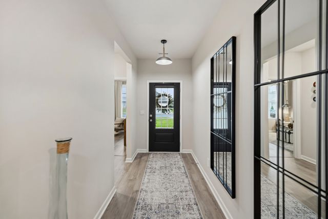 6887 Japonica Ln, White House, TN 37188
