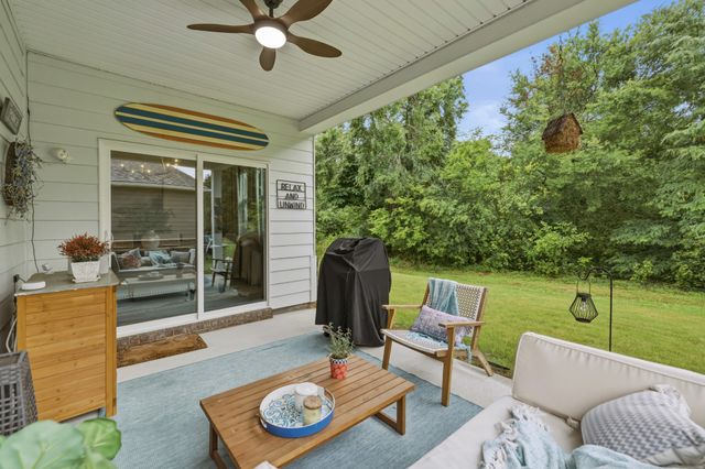 6887 Japonica Ln, White House, TN 37188