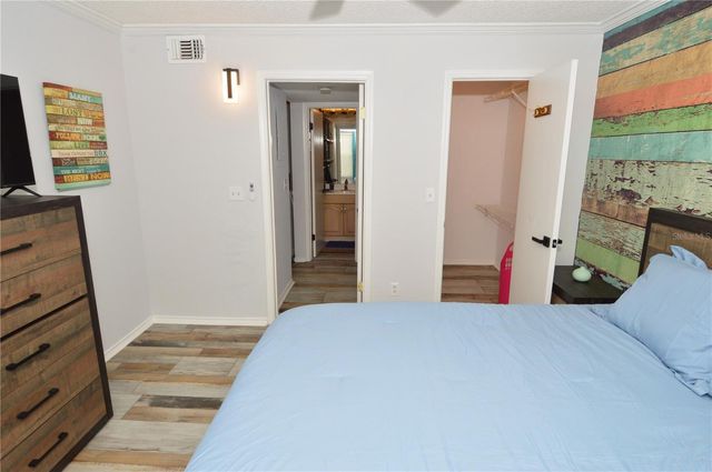 10200 GANDY BOULEVARD N 1313, St Petersburg, FL 33702
