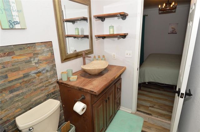 10200 GANDY BOULEVARD N 1313, St Petersburg, FL 33702